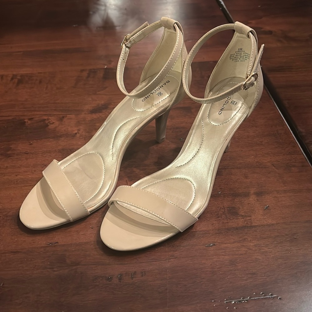 Like New Bandolino Sandals